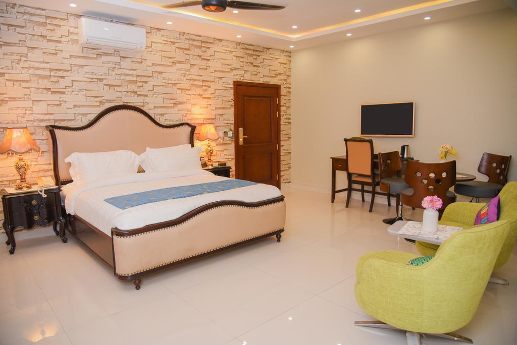 Orchards Cottage Hotel Karachi Buitenkant foto